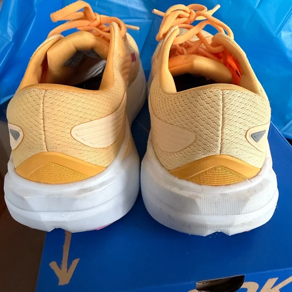 Brooks Women’s Ghost Max 3 - Picture 4 of 7